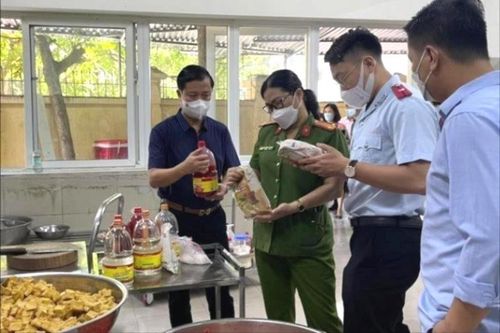 Hà Nội: Nhiều giải pháp khắc phục điểm nghẽn an toàn thực phẩm