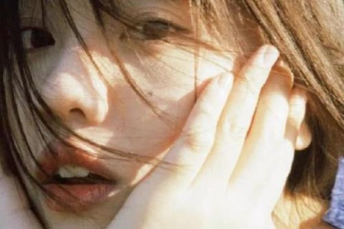 Đây là 6 cách mà thức khuya 'tàn phá' nhan sắc, 'bào mòn' tuổi thọ của chị em phụ nữ