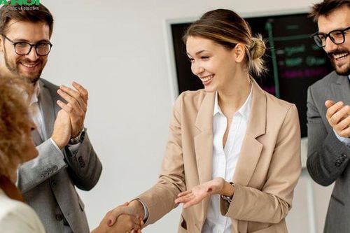 3 kiểu người càng sống lặng lẽ càng thành công, nhìn bình thường nhưng về sau ai cũng nể