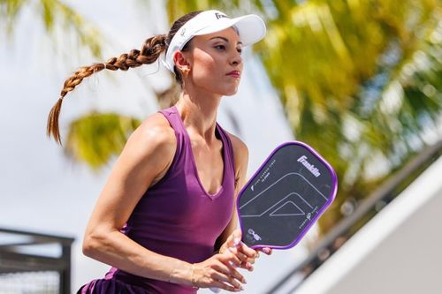 'Búp bê' pickleball Mỹ bị phạt 50.000 USD