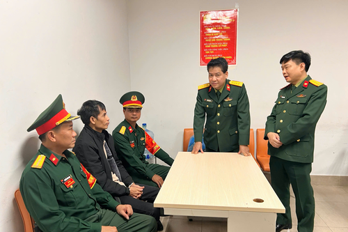 Cục Điều tra hình sự truy bắt, áp giải đối tượng truy nã đặc biệt từ Lào về Việt Nam