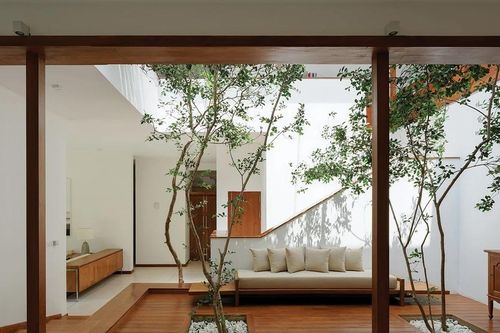 Nhà 2 tầng hiện đại tận hưởng thiên nhiên ở mọi góc