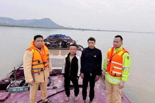 Khai thác cát trái phép, người đàn ông bị xử phạt 210 triệu đồng