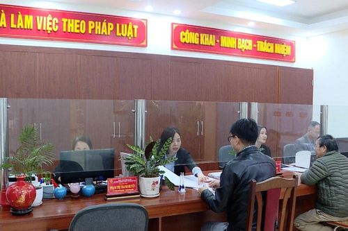 Hà Nội, TP Hồ Chí Minh được bố trí thêm tối đa 10 Phó Giám đốc sở