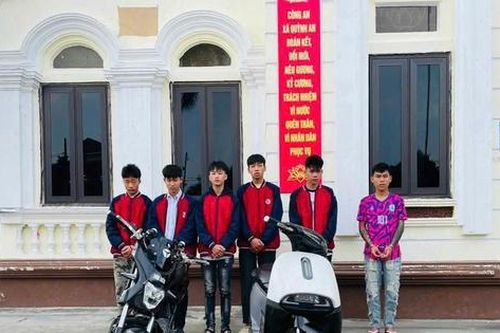 Bắt giữ nhóm thanh thiếu niên cướp xe máy điện tại Quốc lộ 10