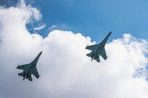 Không quân Nga bắn rơi tiêm kích Su-27 của Ukraine