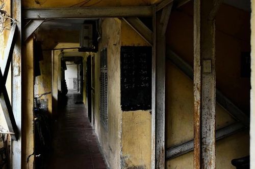 Hà Nội thông tin về tiến độ cải tạo chung cư phải 'chống nạng' nhiều năm