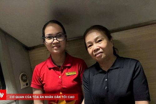 Trao trả lại tài sản của hành khách thất lạc trên tàu