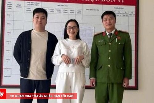 Bất ngờ nhận lại gần 40 triệu đồng bỏ quên tại cây ATM