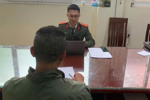 Làm việc, xử lý 2 tài khoản Facebook liên quan việc chia sẻ nội dung xuyên tạc của Lê Trung Khoa
