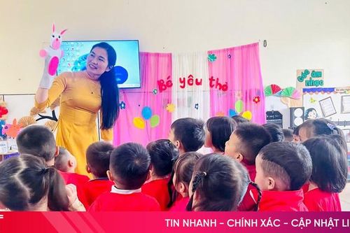 Mùa xuân từ những trang sách mới
