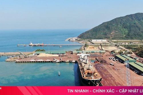 Cảng biển Hà Tĩnh sôi động những chuyến hàng thông quan đầu năm