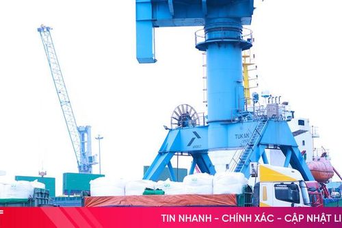 Giữ nhịp sản xuất ở khu kinh tế trọng điểm