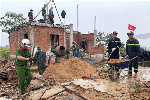 Lực lượng Công an đồng hành khi dân cần, khi dân khó