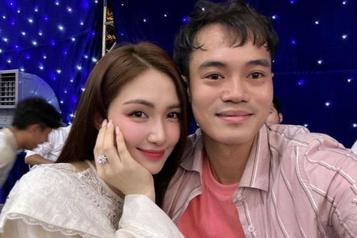 Một món ăn ở Đà Nẵng khiến Văn Toàn - bạn thân Hòa Min thích mê mệt