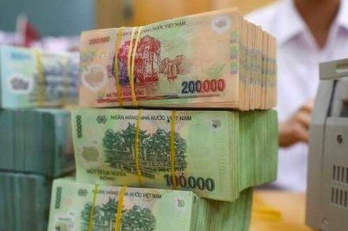 Lãi suất liên ngân hàng bất ngờ giảm về 1,77%