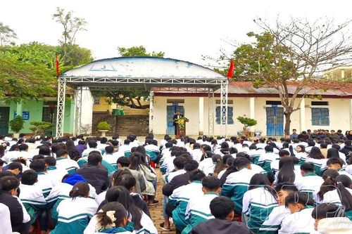Duy trì sĩ số học sinh thời điểm giáp tết