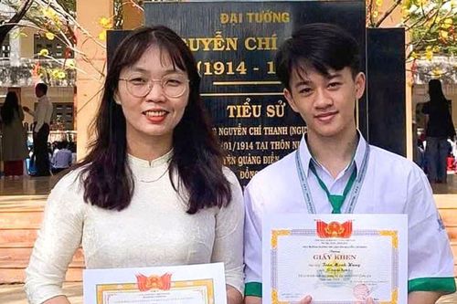 Vẽ màu hạnh phúc trong mỗi ngày đến trường