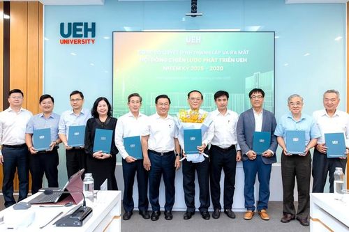 Kết thúc hoạt động hội đồng trường đại học, Bộ Giáo dục và Đào tạo chỉ đạo mới về nhân sự