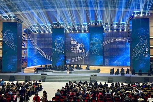 Show 'Về đây bốn cánh chim trời' bị hủy: Khán giả mua vé có đòi lại được tiền?