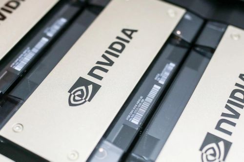 Giá GPU cao đến không tưởng, đắt ngang xe hơi