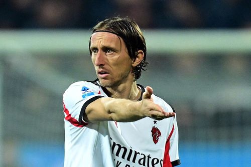 Tuổi 40 không ngăn được Modric