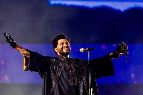 The Weeknd kiếm nhiều tiền hơn Taylor Swift, Beyoncé năm qua