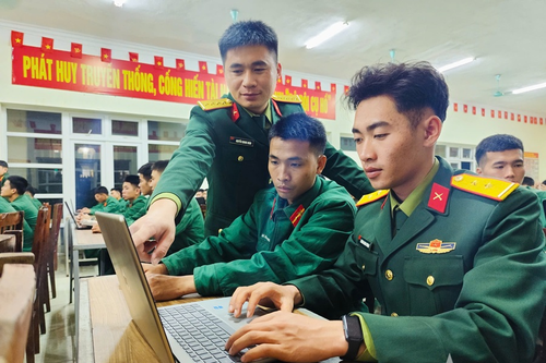 Câu lạc bộ chuyển đổi số ở Trung đoàn 3