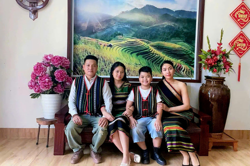 Chung một tình yêu