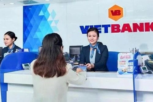 Loạt cổ phiếu tên tuổi sắp 'chuyển nhà'