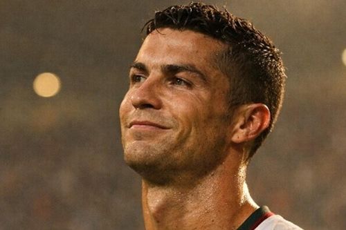 Chân dung Cristiano Ronaldo: Cuộc viễn chinh chống lại thời gian của biểu tượng bóng đá