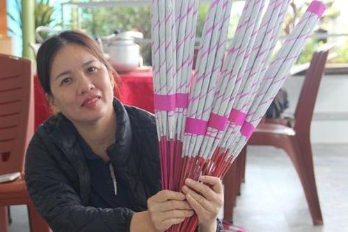 Làng nghề làm hương nổi tiếng Hà Tĩnh rộn ràng phục vụ thị trường Tết