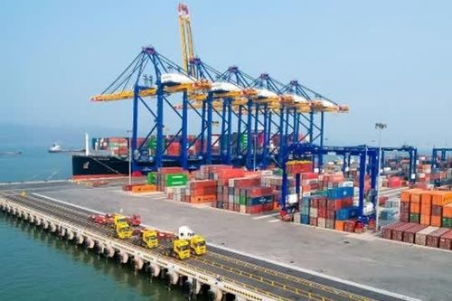 Động lực cho xuất nhập khẩu bứt phá