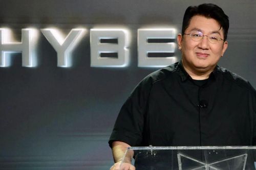 Cựu CEO SM Entertainment ca ngợi 'cha đẻ' BTS