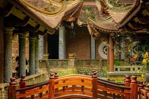 Du lịch tâm linh trong dòng chảy phát triển bền vững
