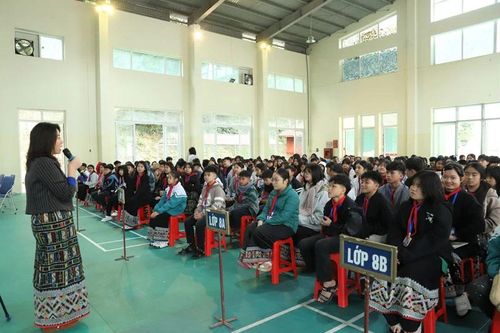 Người trẻ rối loạn tâm thần vì thuốc lá điện tử