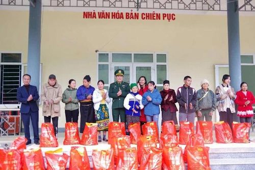 Ngày hội đoàn kết quân dân nơi biên cương