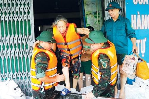 Trong gian khó, có bộ đội