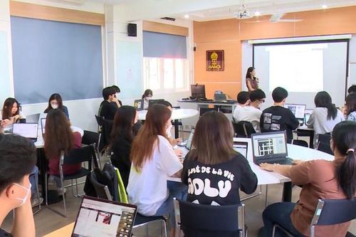 Điểm tựa cho hội nhập giáo dục