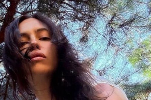 Siêu mẫu Irina Shayk gây sốt khi tiết lộ Seoul là điểm đến yêu thích nhất năm qua