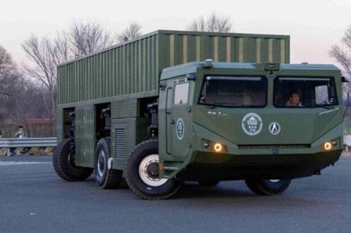 Trung Quốc phát triển xe điện hạng nặng đi ngang hỗ trợ triển khai tên lửa ICBM