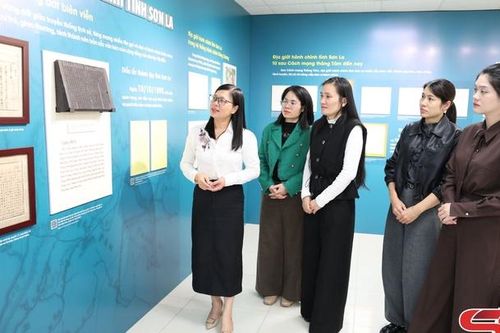 Bảo vệ, phát huy giá trị tài liệu lưu trữ