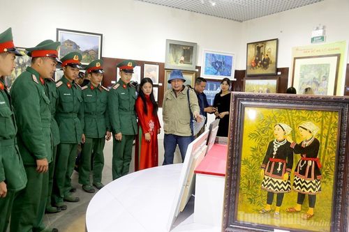 Văn nghệ sĩ và ước vọng đầu Xuân