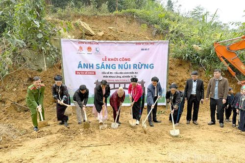 Xã Kiến Thiết khởi công cầu dân sinh thôn Khau Làng