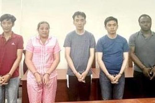 Sử dụng hơn 100 công ty 'ma' để rửa tiền, vận chuyển trái phép hàng ngàn tỷ đồng ra nước ngoài