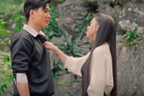 Chứng kiến Duyên van nài tình cảm với Hiếu, Bách lập tức hủy hôn