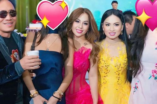 Bố mẹ chồng ca sĩ tỷ phú Hà Phương kỷ niệm 60 năm ngày cưới