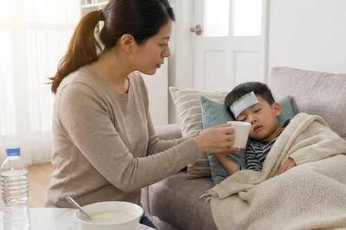 Bùng phát norovirus mùa đông: ai dễ mắc nhất và cách bảo vệ