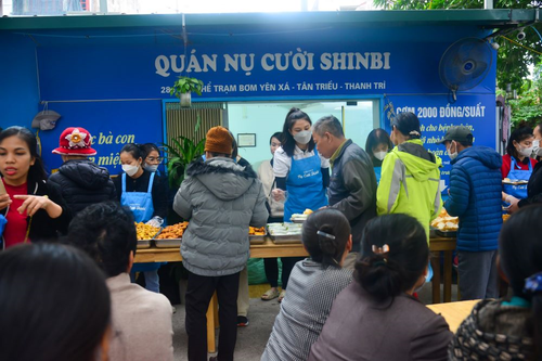 Quán cơm 'Nụ cười Shinbi' ấm lòng người bệnh