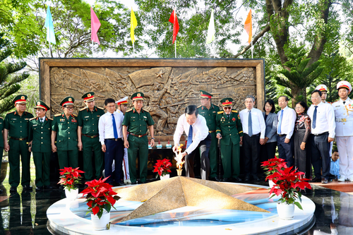 Khánh thành Bia tưởng niệm Liệt sĩ Biệt động Sài Gòn - Gia Định